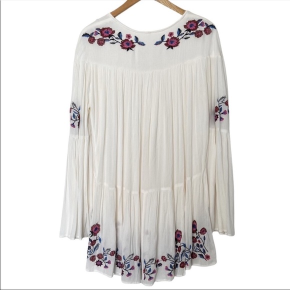 Free People Te Amo Embroidered Floral White Mini Dress Tunic Size XS - Picture 3 of 5